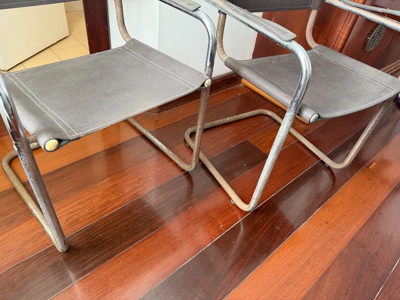 Par de cadeiras cantilever vintage - Foto 4