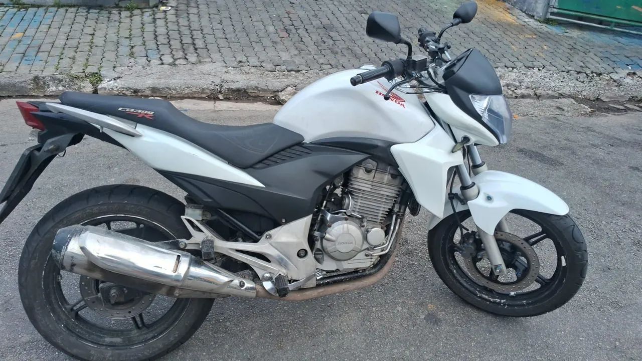 Honda CB300