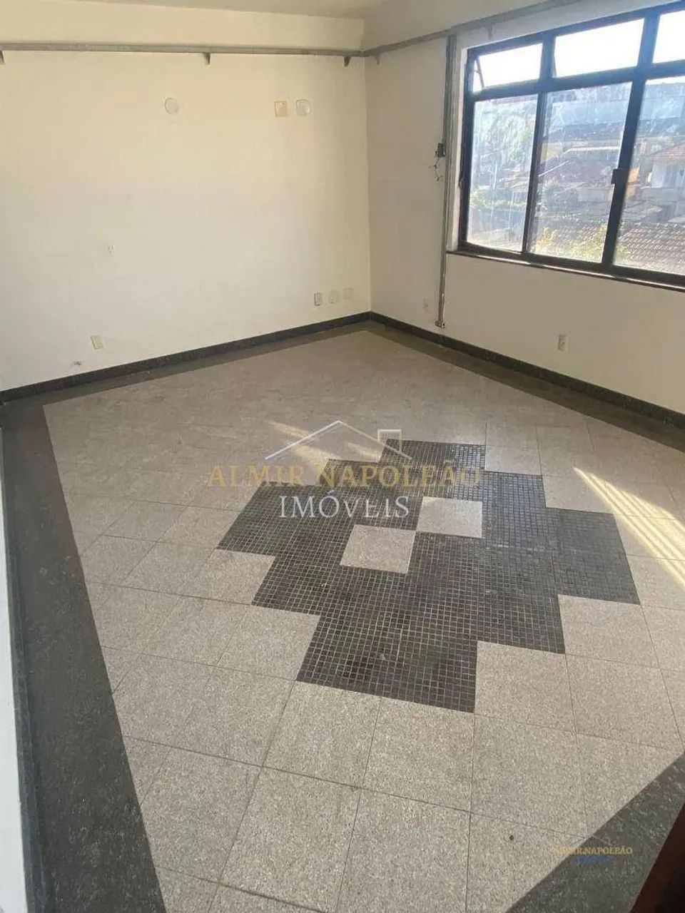 Aluga-se Galpão em Del Castilho !! - Foto 3