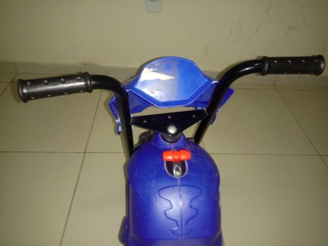 Moto infantil elétrica