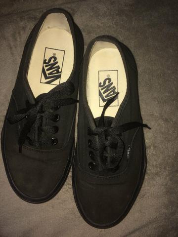 Tênis Vans Authentic All Black 35 - Foto 4