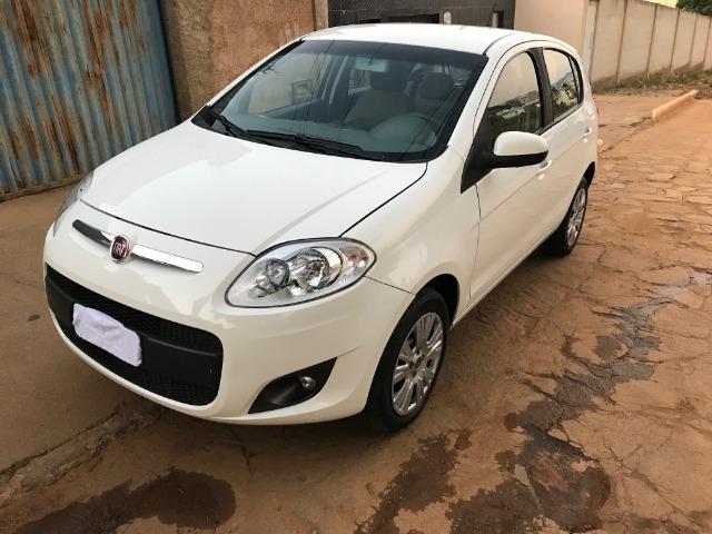Vendo Palio Essence 1.6 Manual Completo 2014/2015 - Único dono - Foto 3