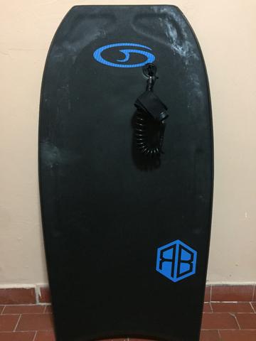 Vendo Kit Completo Bodyboard/leash/pé de pato/capa