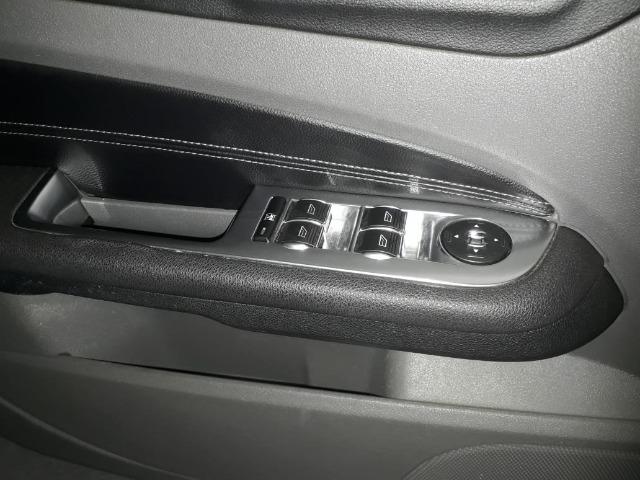 Focus sedan - Foto 6