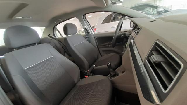 VOLKSWAGEN VOYAGE CONFORTLINE 1.6 4P - Foto 12