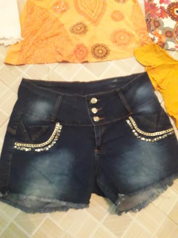 Lote de roupa Gg - Foto 2