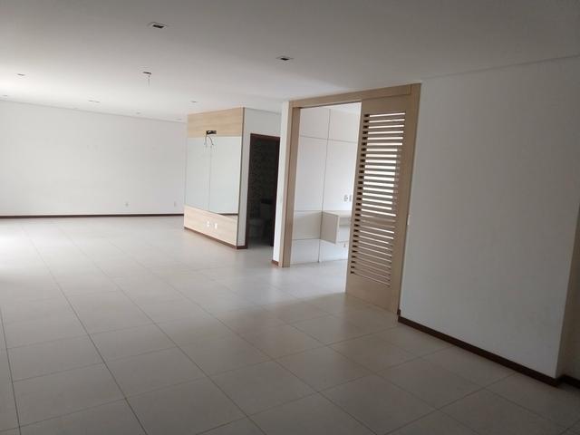 Apartamento no Edifício Villaggio siciliano 250 m2 4 mil - Foto 5