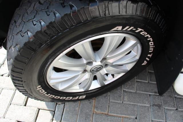 VOLKSWAGEN AMAROK HIGHLINE CD 2.0 16V TDI 4X4 2016 - Foto 16