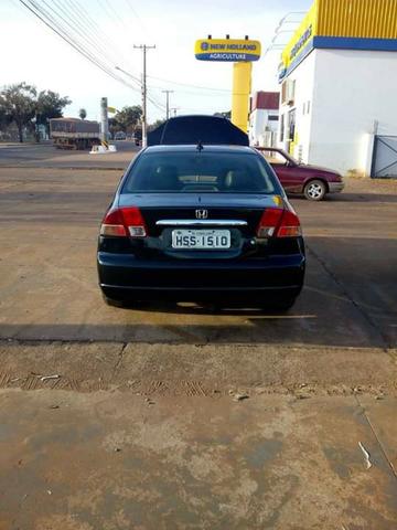 Civic 2003 pra sair hoje