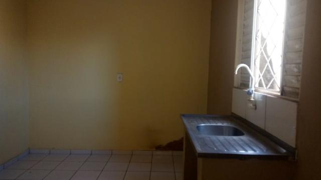 QR 203 lotão avenida entre as quadras, com/resid,casa de fundos 2qts - Foto 8