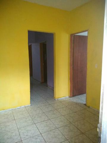 Aluga-se casa na vila Tamandaré - Foto 2