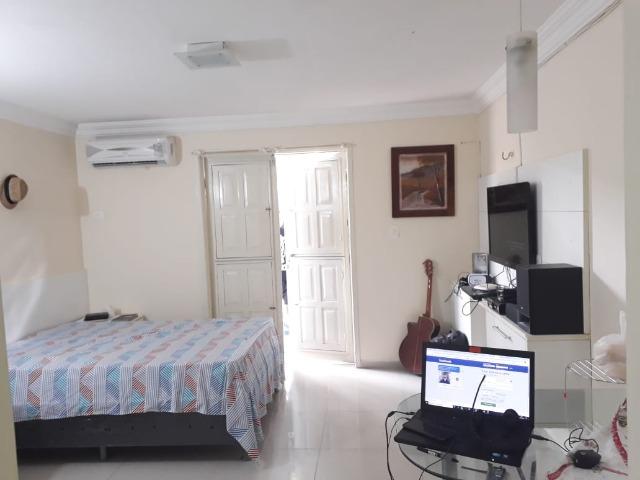 Apartamento em Gravatá-PE 1.200,00 c/ condomínio incluso água e energia REF. 105