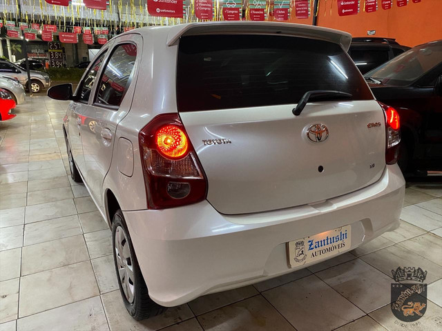 TOYOTA ETIOS X 1.3 top - Foto 10