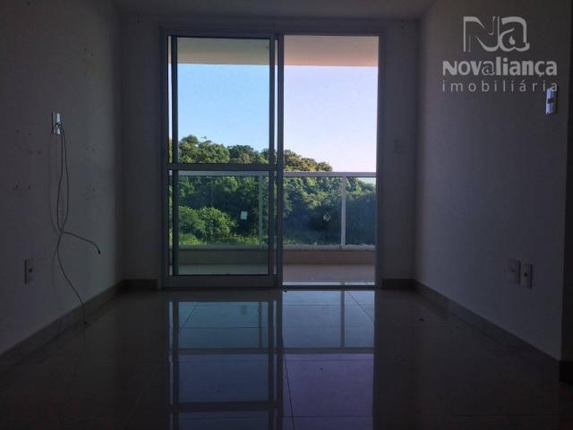 Apartamento com 3 quartos para alugar, 70 m² por R$ 900 - Jardim Guadalajara - Vila Velha/