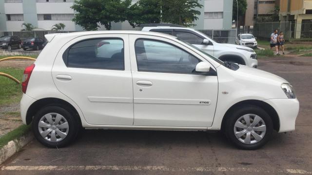 Etios X - Foto 3