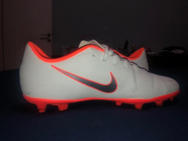 Chuteira Nike com travas n 41 Semi Nova - Foto 3