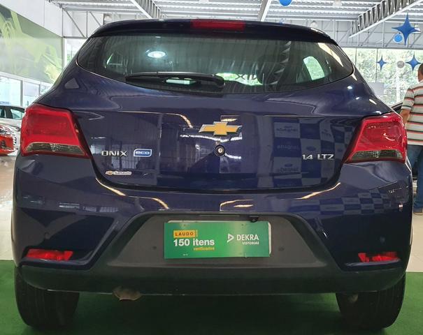 Chevrolet onix 2017/2018 1.4 mpfi ltz 8v flex 4p - Foto 2