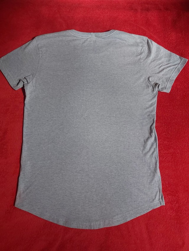 Camiseta Masculina Tamanho P (veste M)<br> - Foto 2