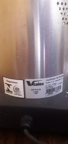 Liquidificador industrial Vitalex 3,5lts 1.200W, pouquíssimo usado! - Foto 2