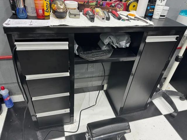 Bancada e balcão para barbearia 