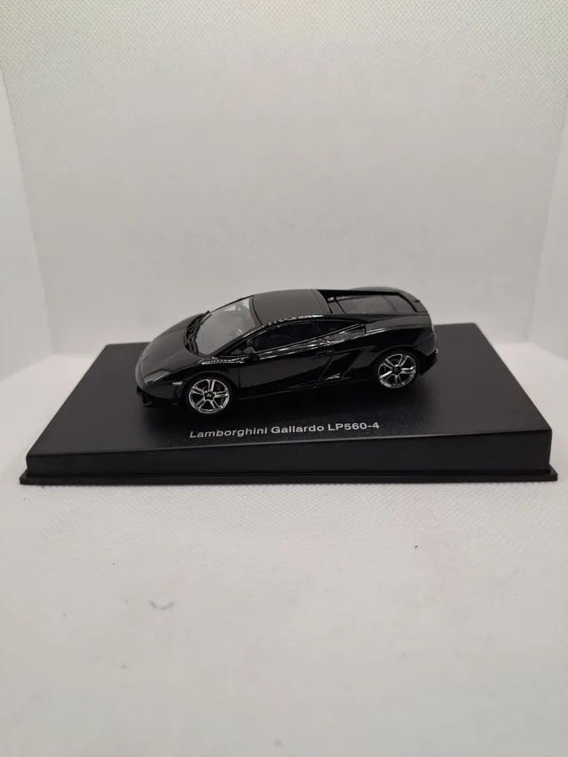 Miniatura Lamborghini Gallardo LP560-4 - Escala 1/43 - Marca Autoart 