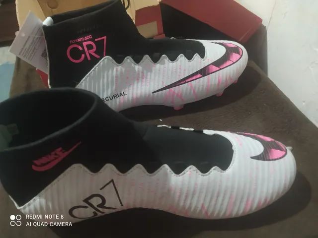 Chuteira cr7 botinha store campo