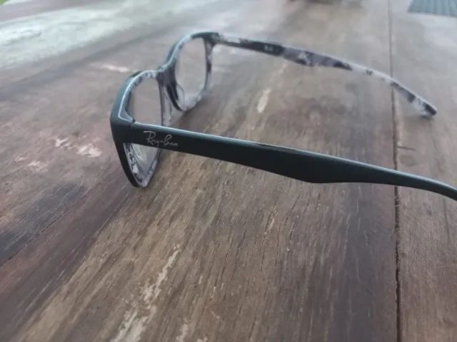 Óculos  Rayban em   ótimo     estado - Foto 5