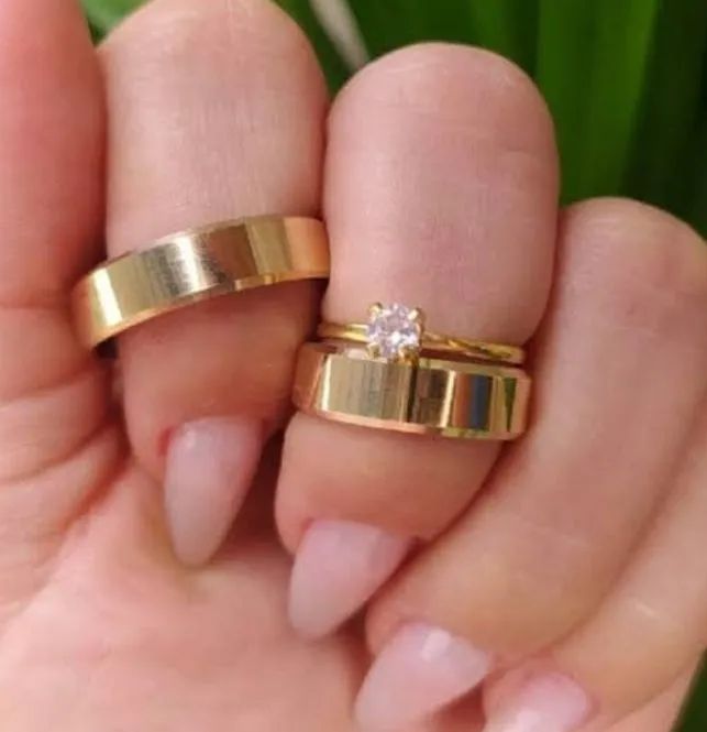 Par de Alianças Estilo Buvgary 10mm Forro + Gravação  - Foto 3