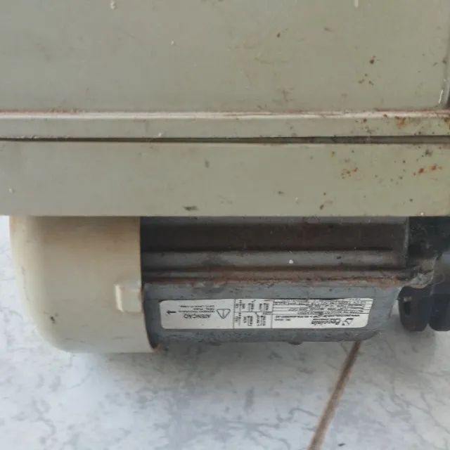 Motor de Indução Monofásico Basculante com Trilho 1/3 CV - Foto 3