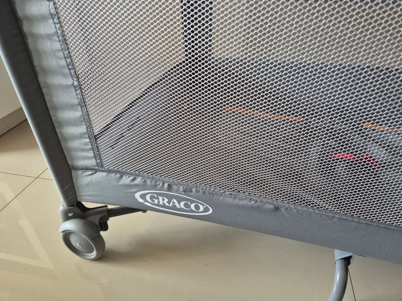 Berço retrátil Graco - Foto 2