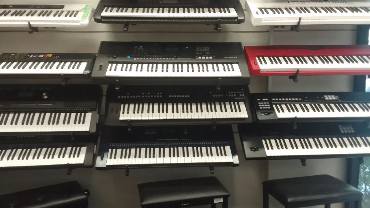 Vendo teclado a partir de R$ 1.090,00