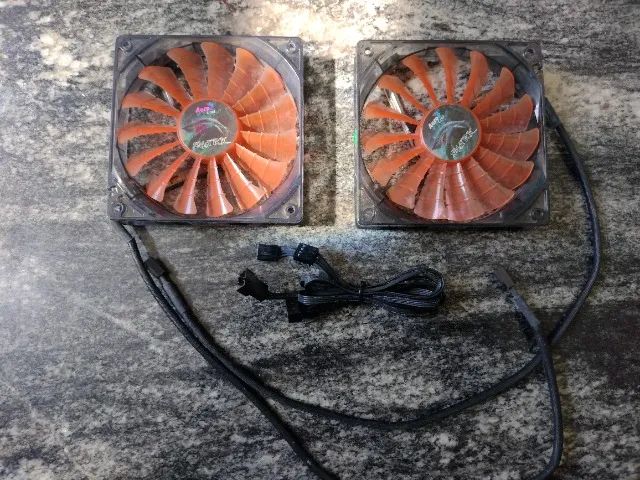 Cooler FAN AeroCool Shark 12cm 82.6CFM