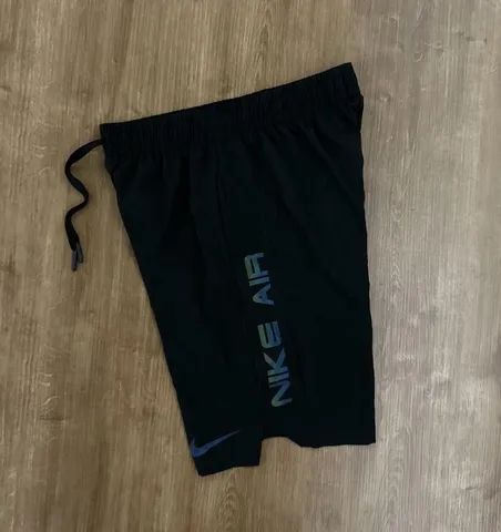 Bermuda Nike Tactel com Elastano