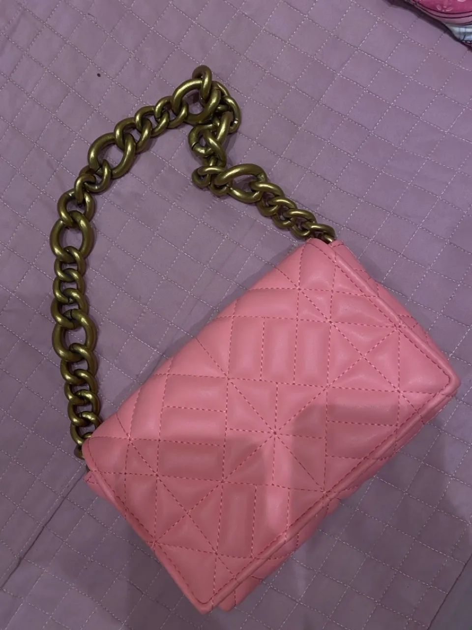 Bolsa Rosa Zara com Alça de Corrente Dourada