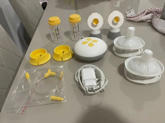 Extrator de Leite Materno Elétrico Duplo Medela Swing Maxi 