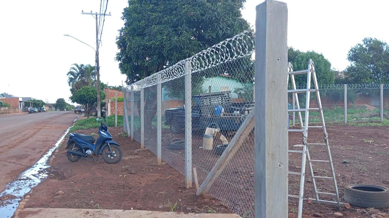 Fundação e estrutura para cerca - Foto 4