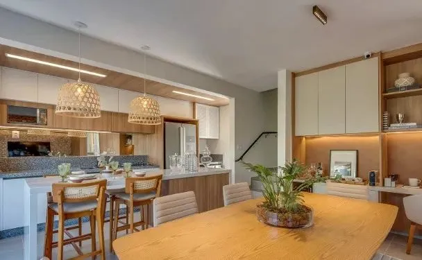 Ágio Jardins Cannes Casa em Condomínio com 4 Quarto(s) e 4 banheiro(s) à Venda, 150 por R$