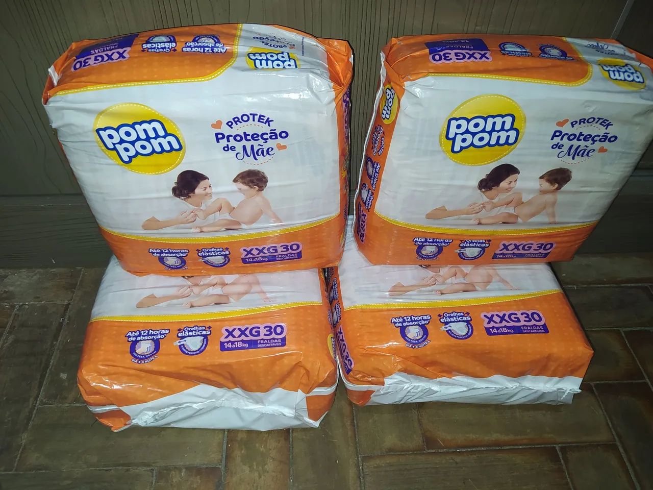 Fralda Pom Pom Protek Proteção de Mãe.Fralda Huggies Supreme Care noturna 