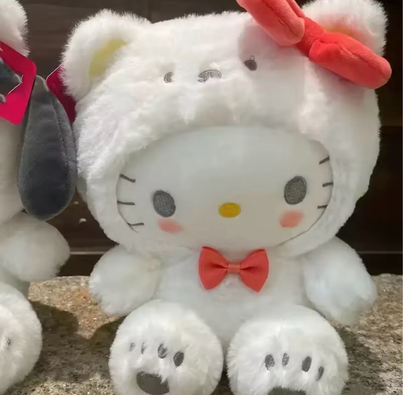 Pelúcia Hello Kitty Fantasiada de ursinho