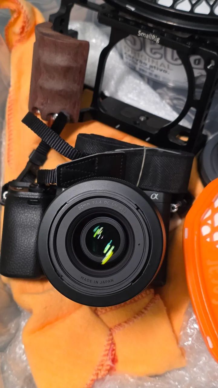 QUERO NOTEBOOK GAMER (Sony a6300 + Sigma 30mm 1.4 + Sony 16-50mm + Acessórios premium - Foto 4
