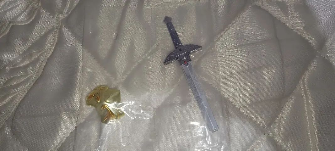 Os Cavaleiros do Zodíaco Cloth Myth Hades Peças Peito & Espada 