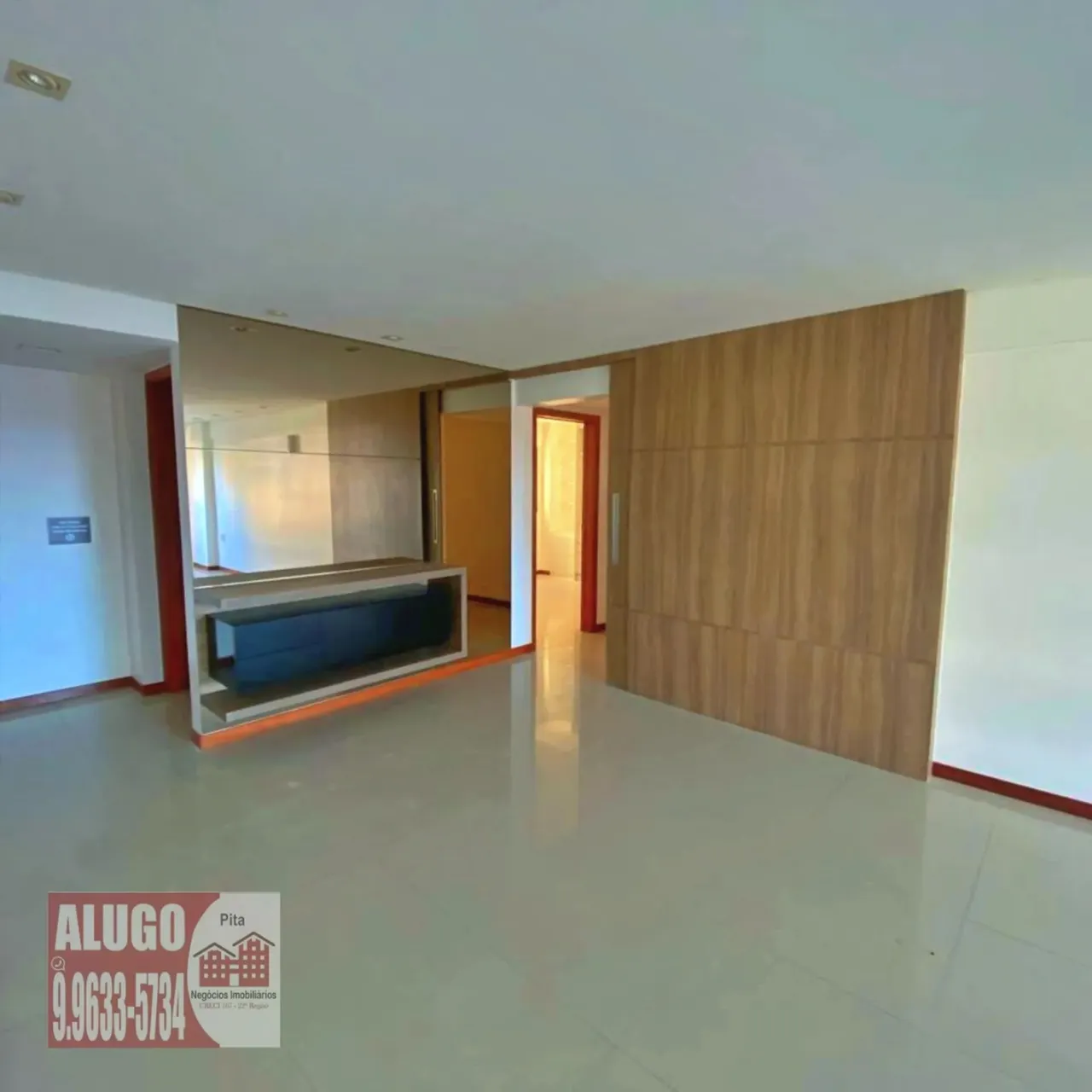 Imóvel para aluguel possui 170 metros quadrados com 5 quartos em Ponta Verde - Maceió - AL