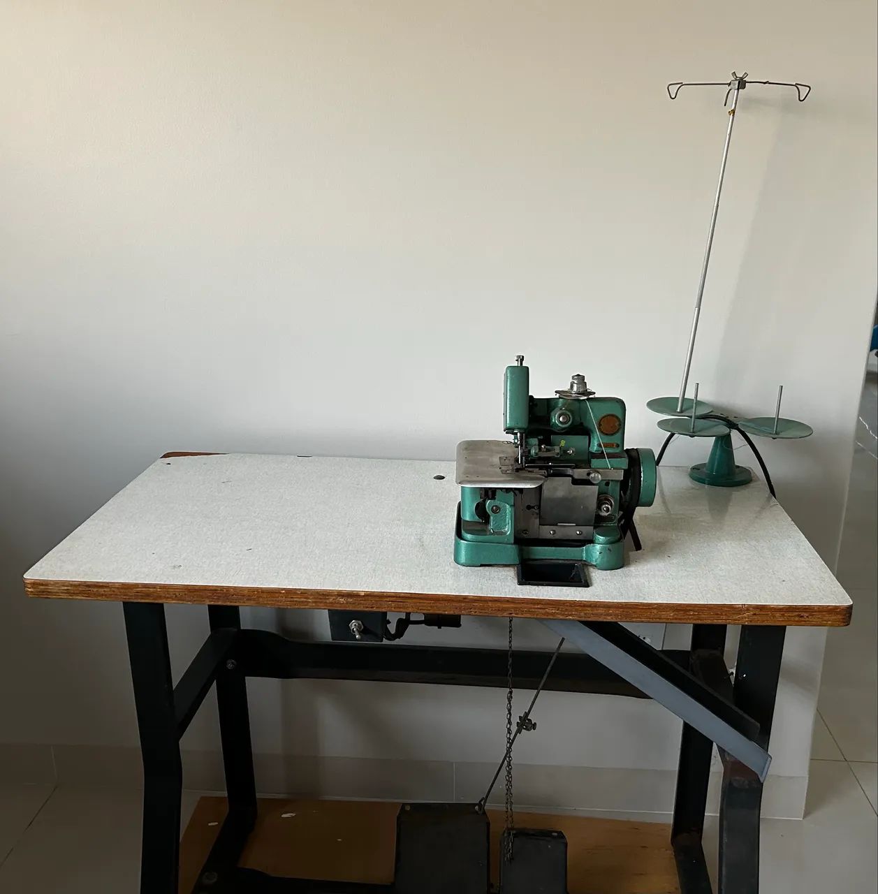 MÁQUINA OVERLOCK SINGER 65675263113858124