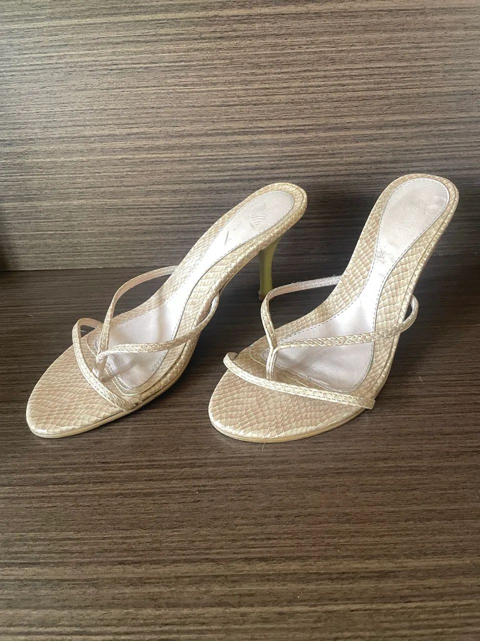sandália tamanco croco rose  - Foto 2