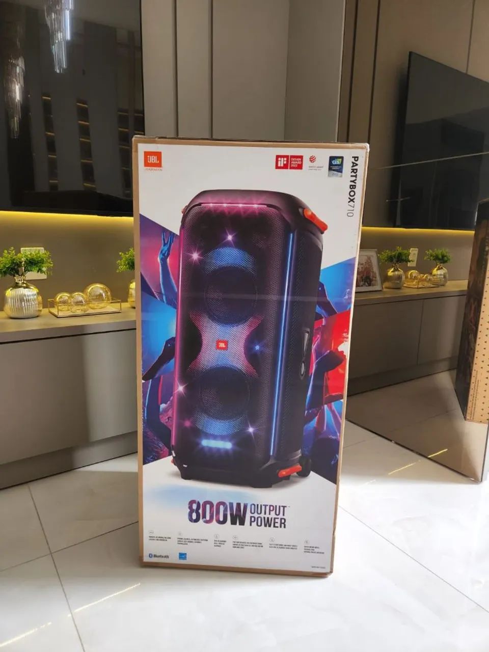 Caixa de Som JBL PartyBox 710 800W Bluetooth