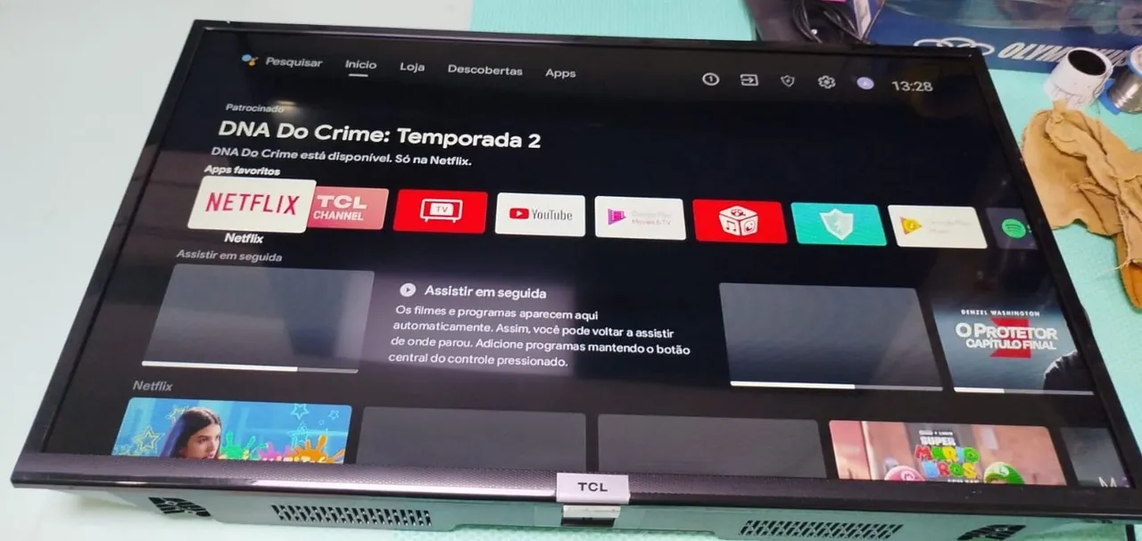 TV TCL 32 polegadas AndroidTV com garantia! Com suporte de parede novo! Entrega grátis
