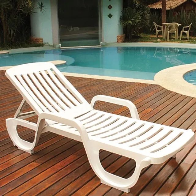 Kit 2 Espreguiçadeiras Dobravel Pitangui Plástico Cor Branca Cor Branco - Foto 2