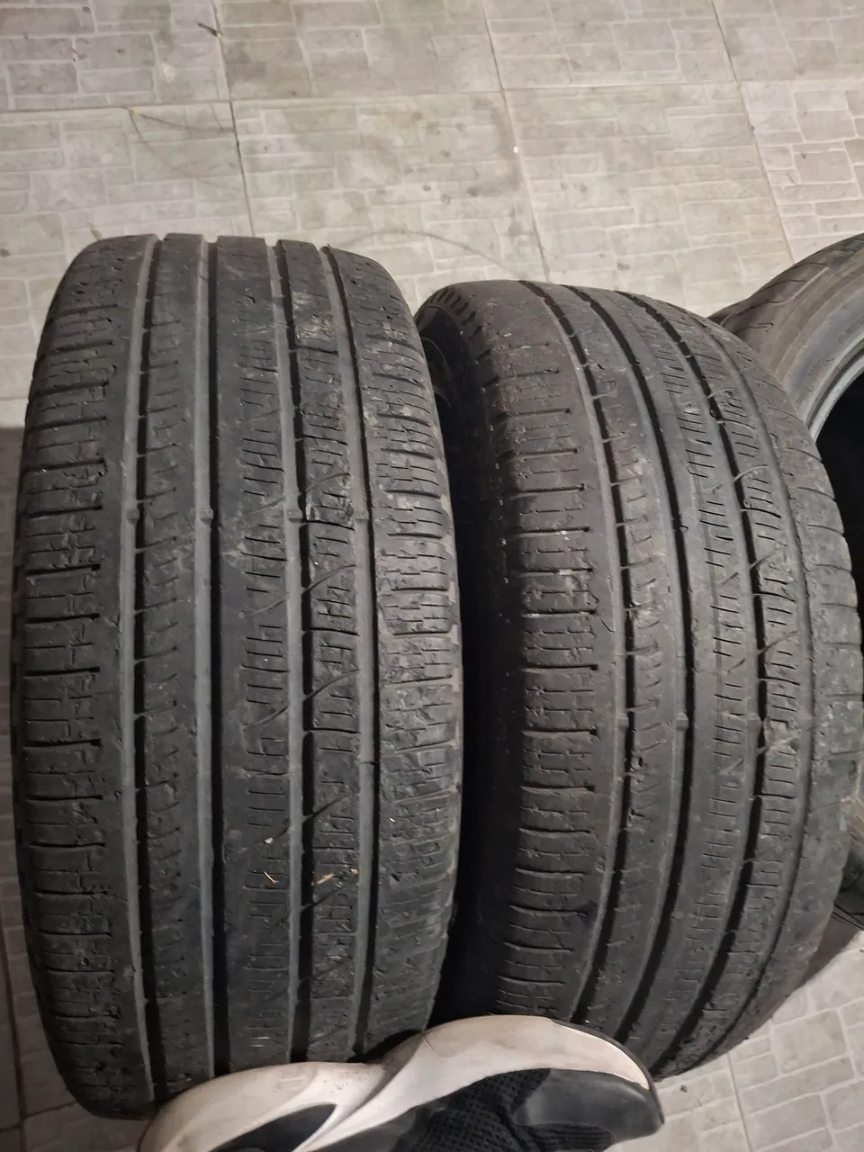 Pneus aro 19 235/35/19 Goodyear