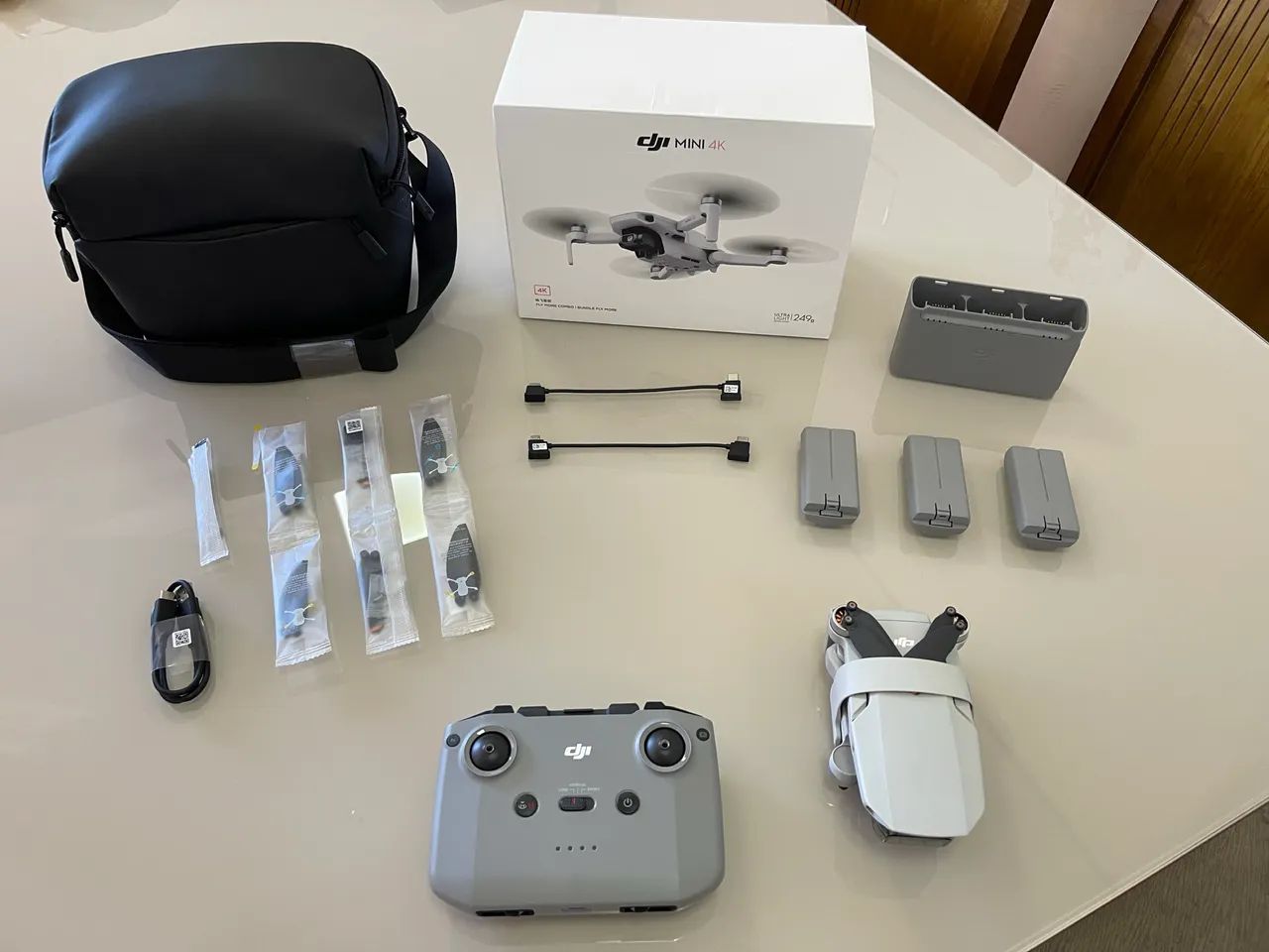 Drone mini 4k muito novo