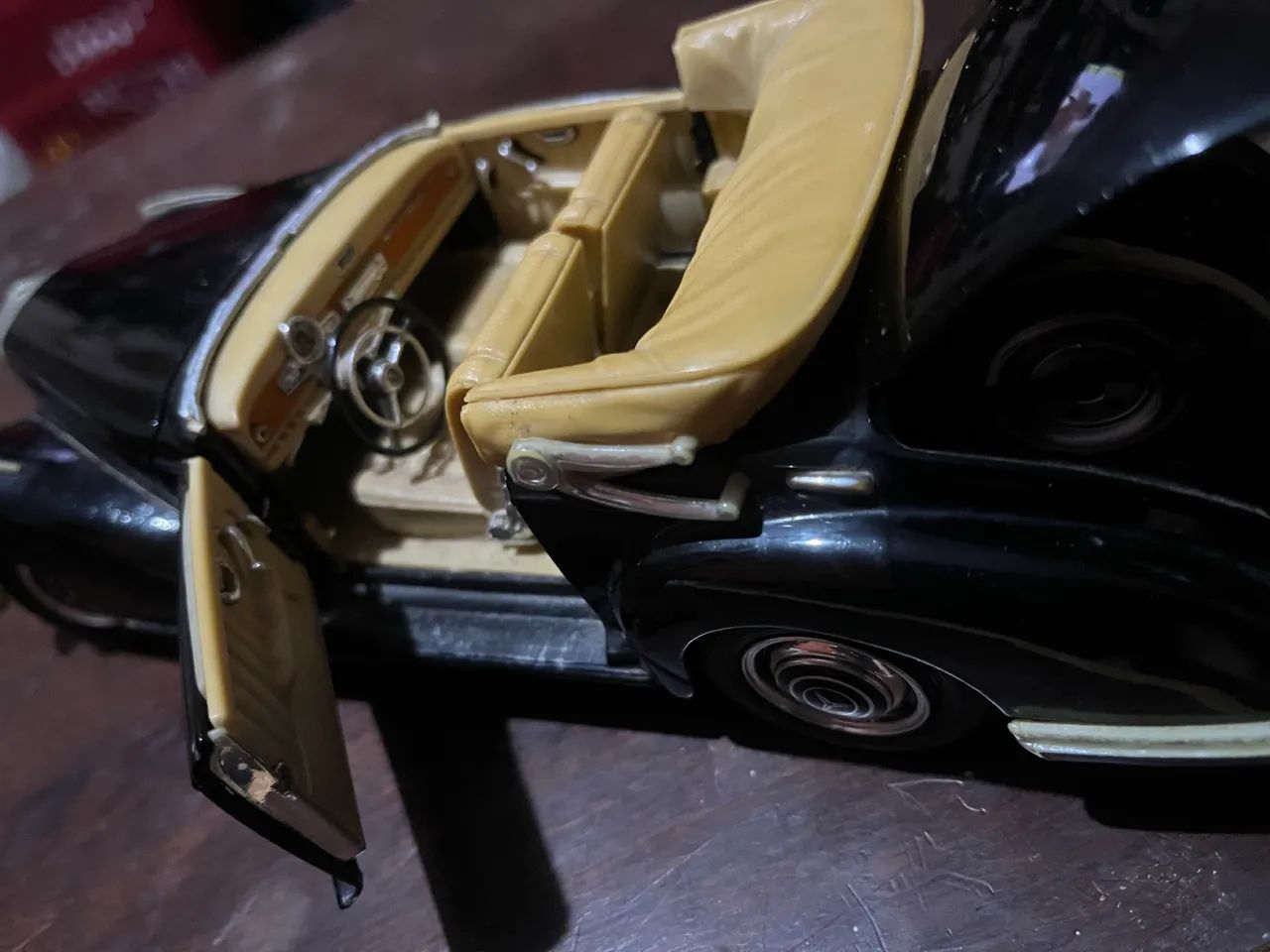 Mercedes-Benz 300S Cabriolet de 1955  1:18 - Foto 4